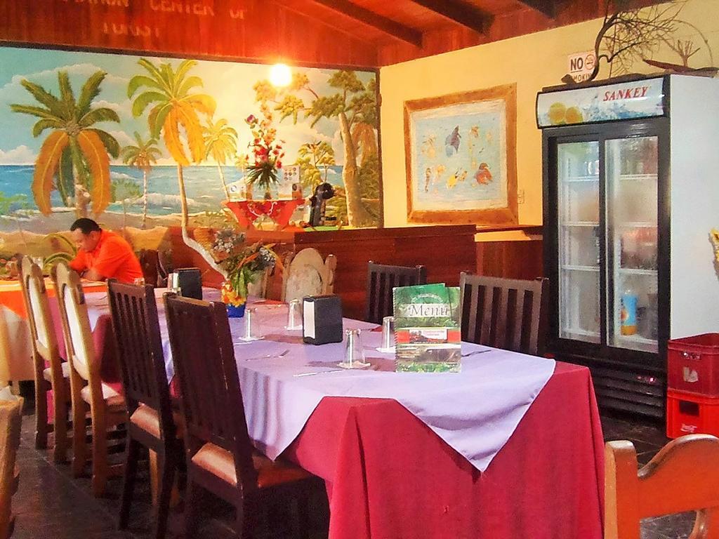 Cabinas El Muellecito Tortuguero Eksteriør bilde