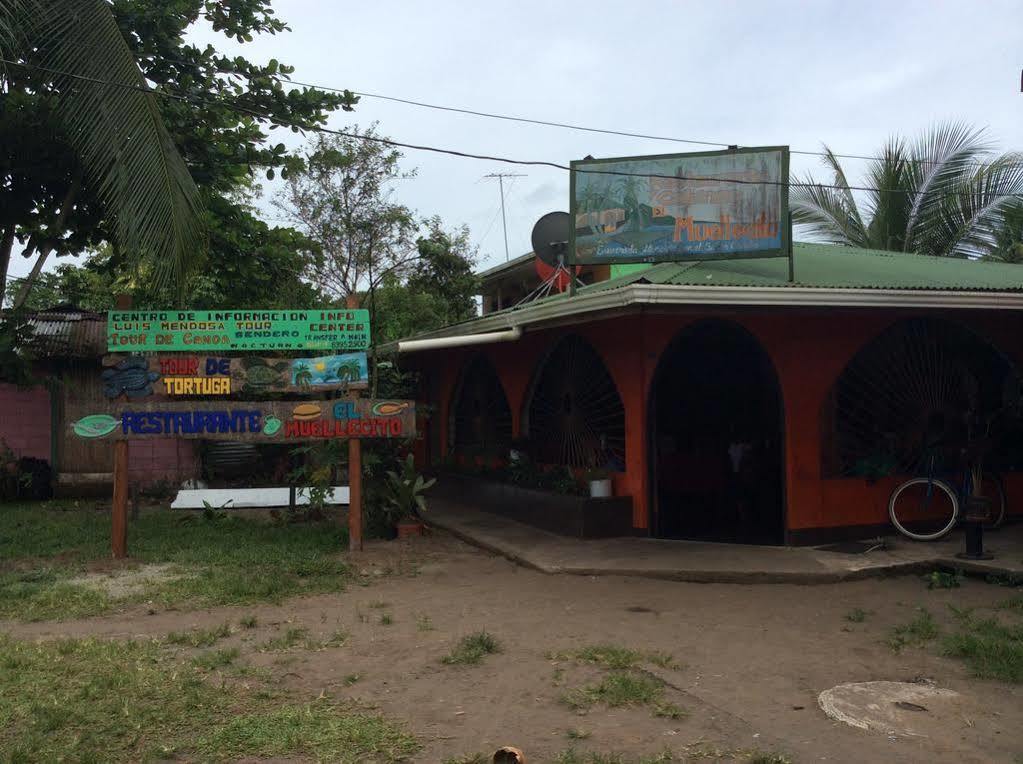 Cabinas El Muellecito Hotell Tortuguero Eksteriør bilde